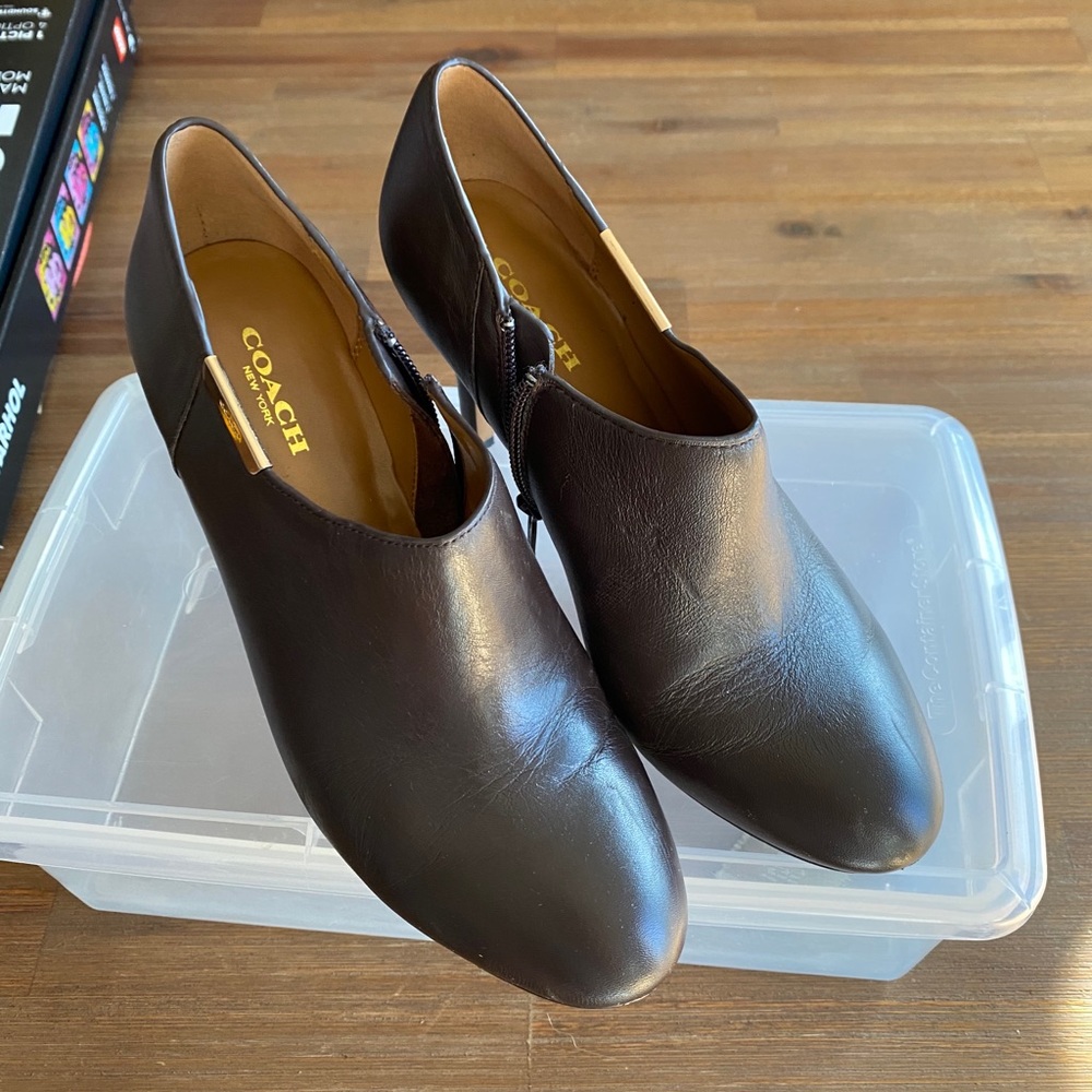 Coach heels 6.5